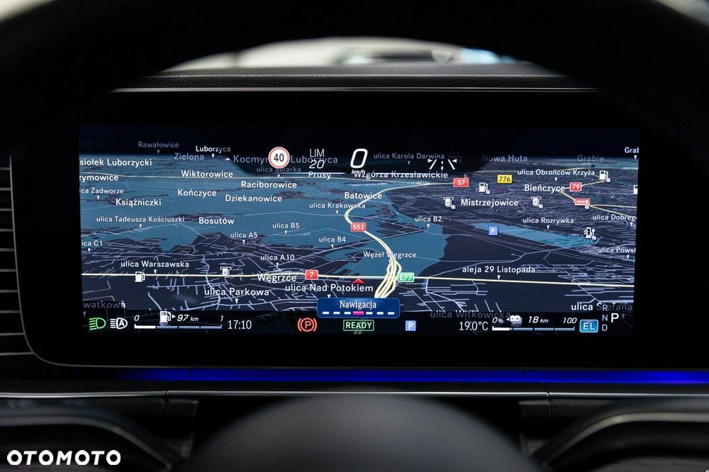 Mercedes-Benz GLE - 38