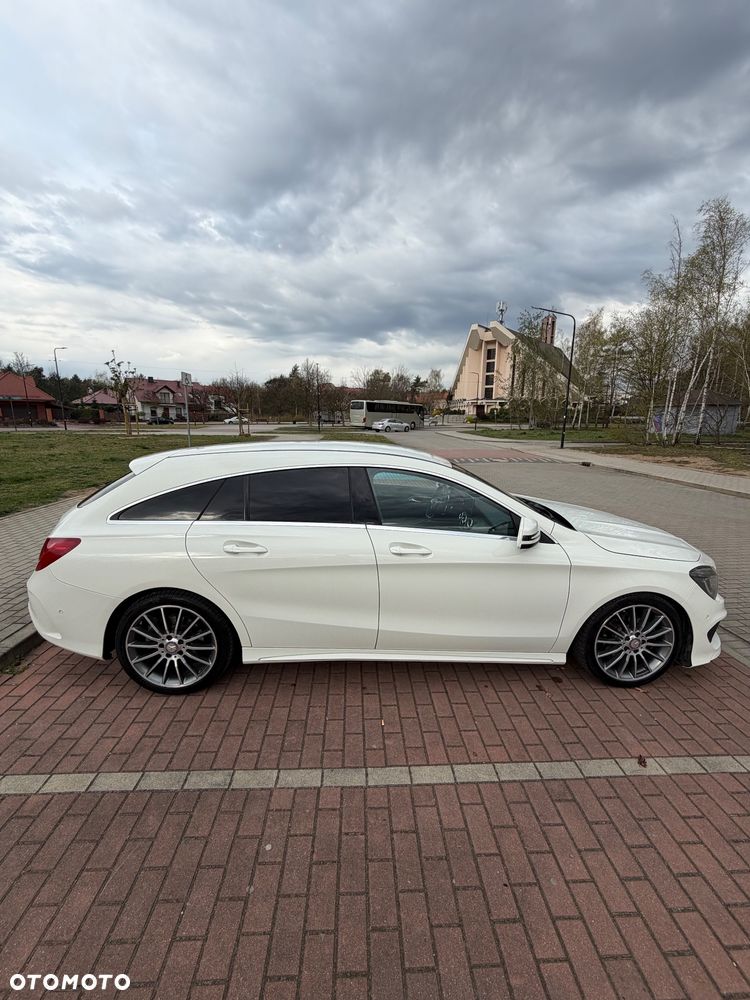 Mercedes-Benz CLA 200 7G-DCT AMG Line - 12