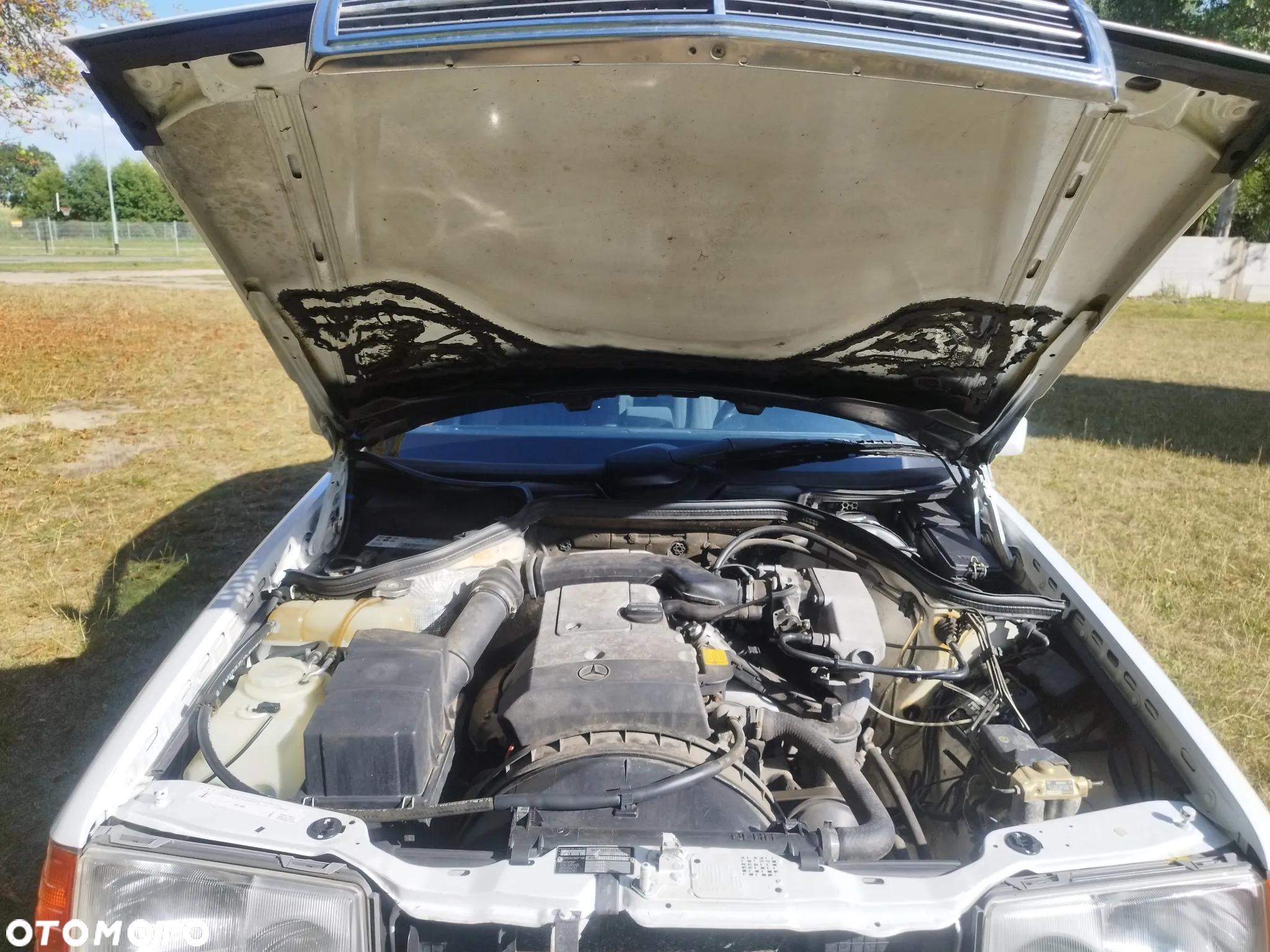 Mercedes-Benz W124 (1984-1993) - 27