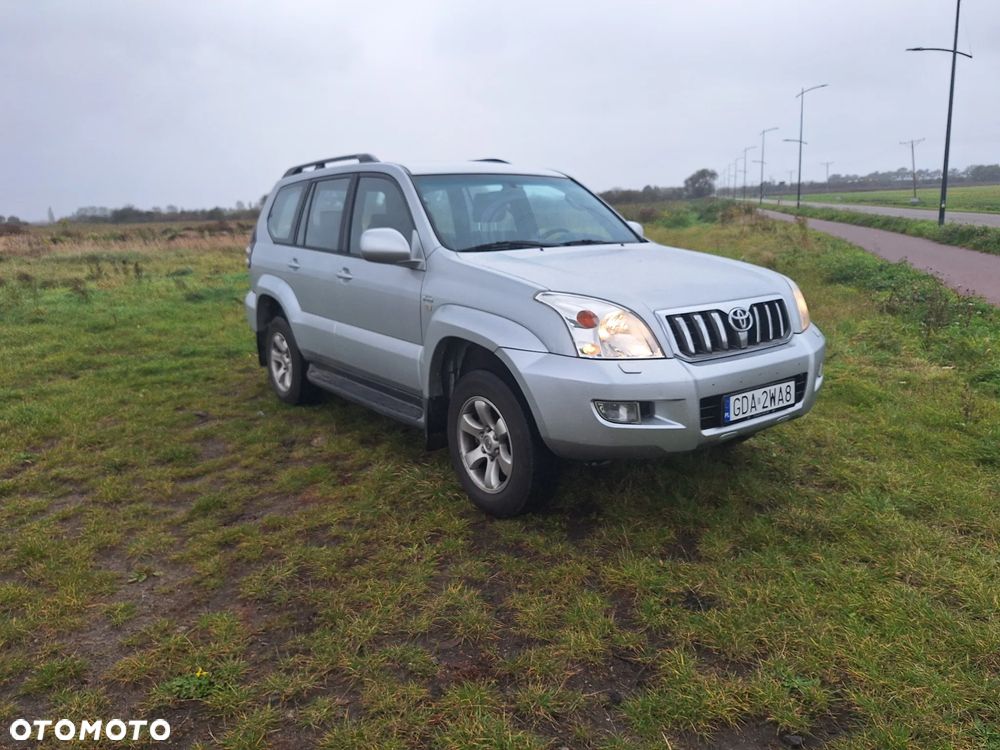 Toyota Land Cruiser 3.0 D Luna - 2