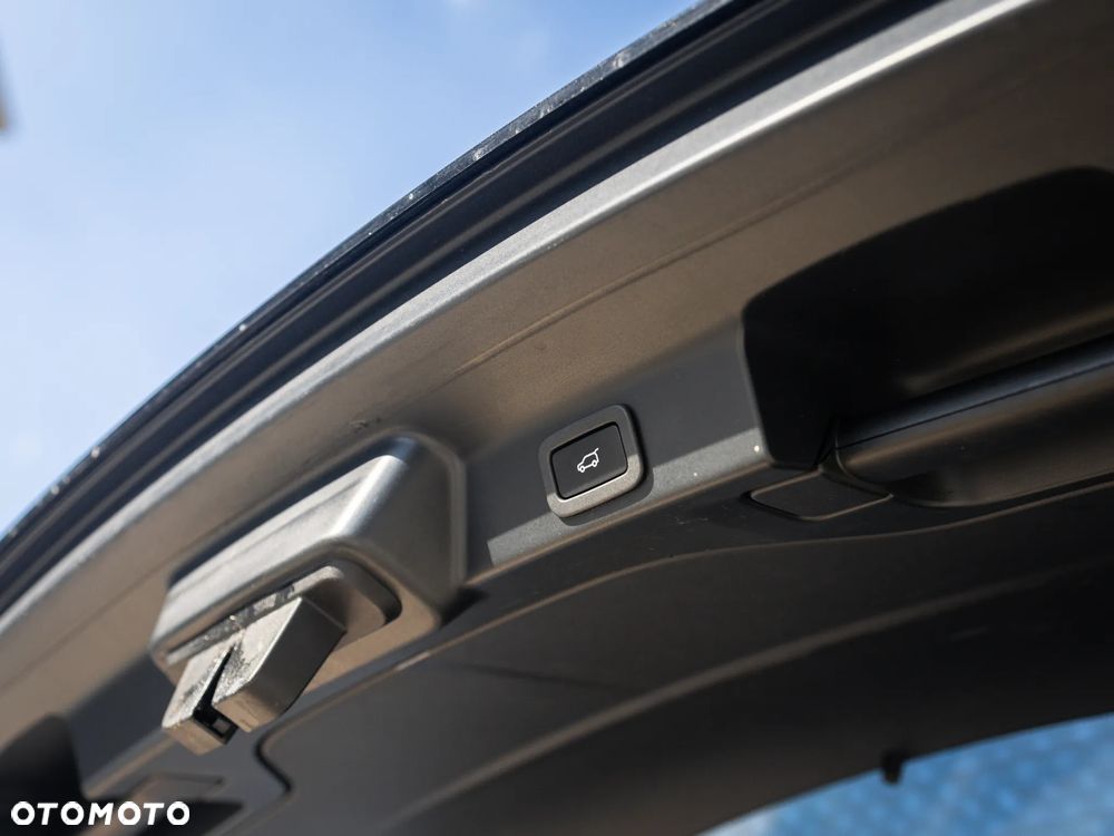 Jaguar F-Pace 2.0 i4P AWD Prestige - 30