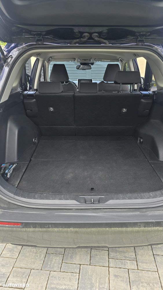 Toyota RAV4 - 10