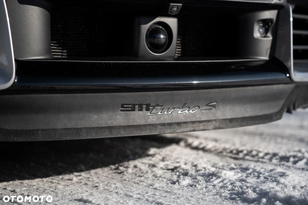Porsche 911 Turbo S - 19