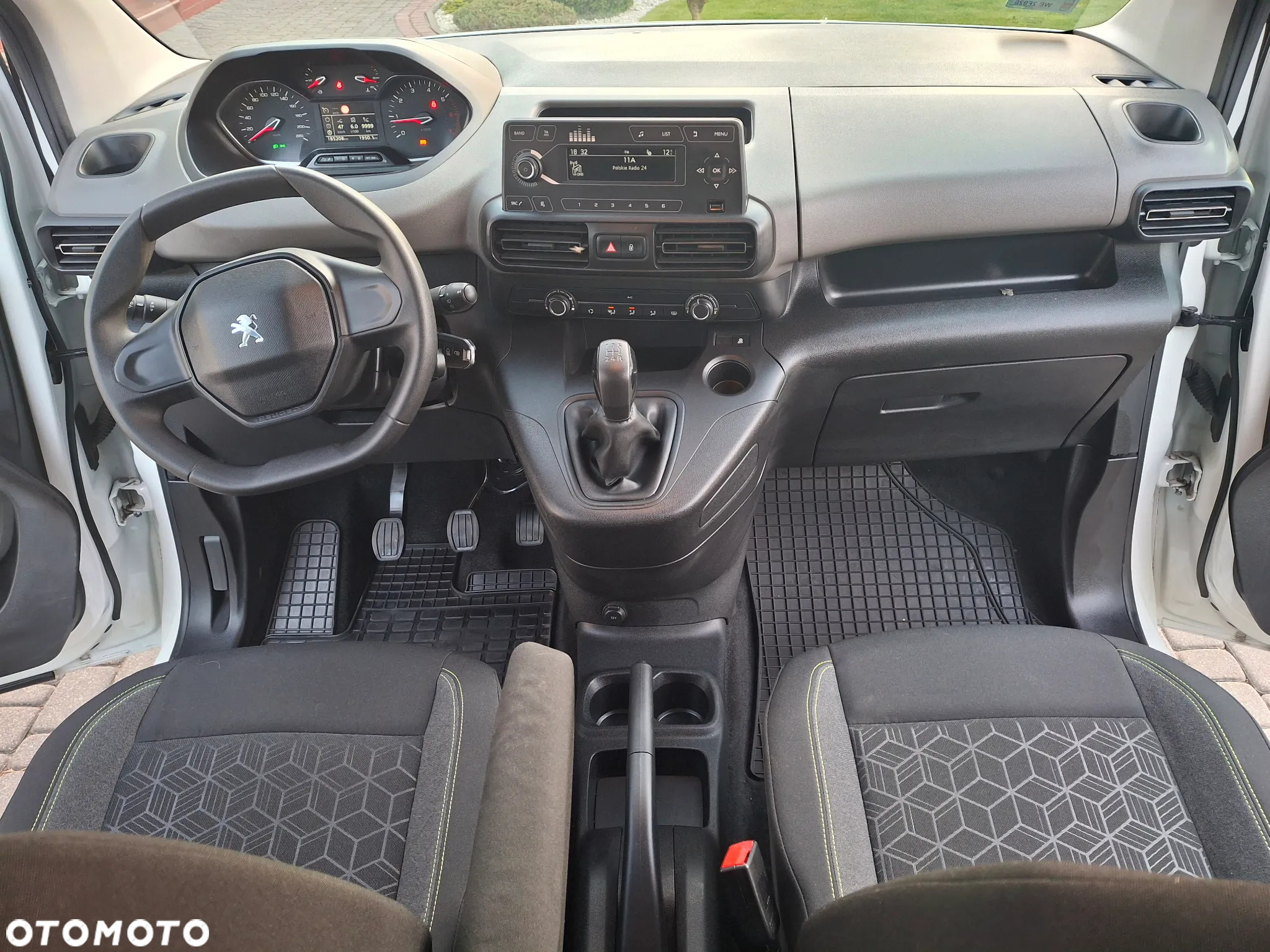 Peugeot Rifter 1.5 BlueHDI Active - 17