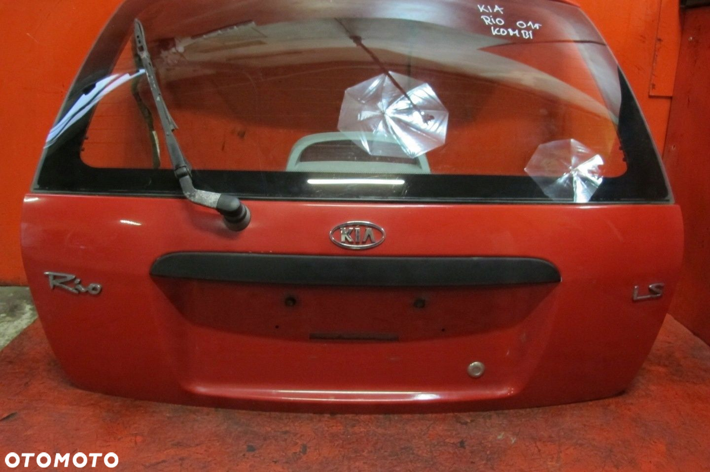 KIA RIO 1 I DC KOMBI KLAPA SZYBA BAGAŻNIKA TYŁ TYLNA Z2S - 4