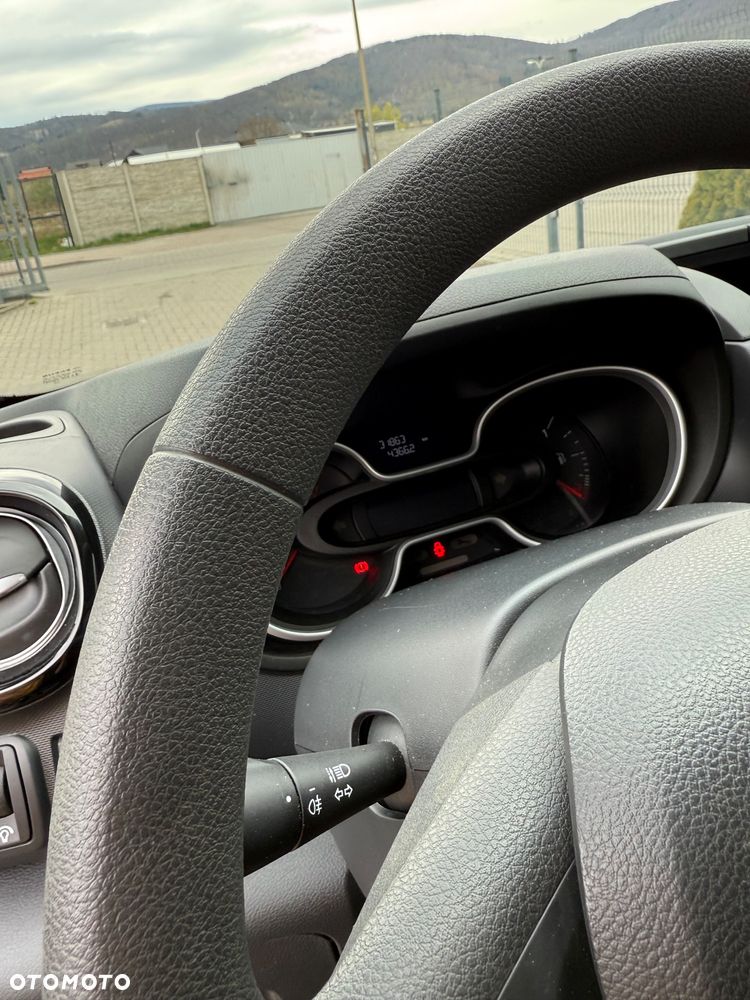 Renault TRAFIC - 8