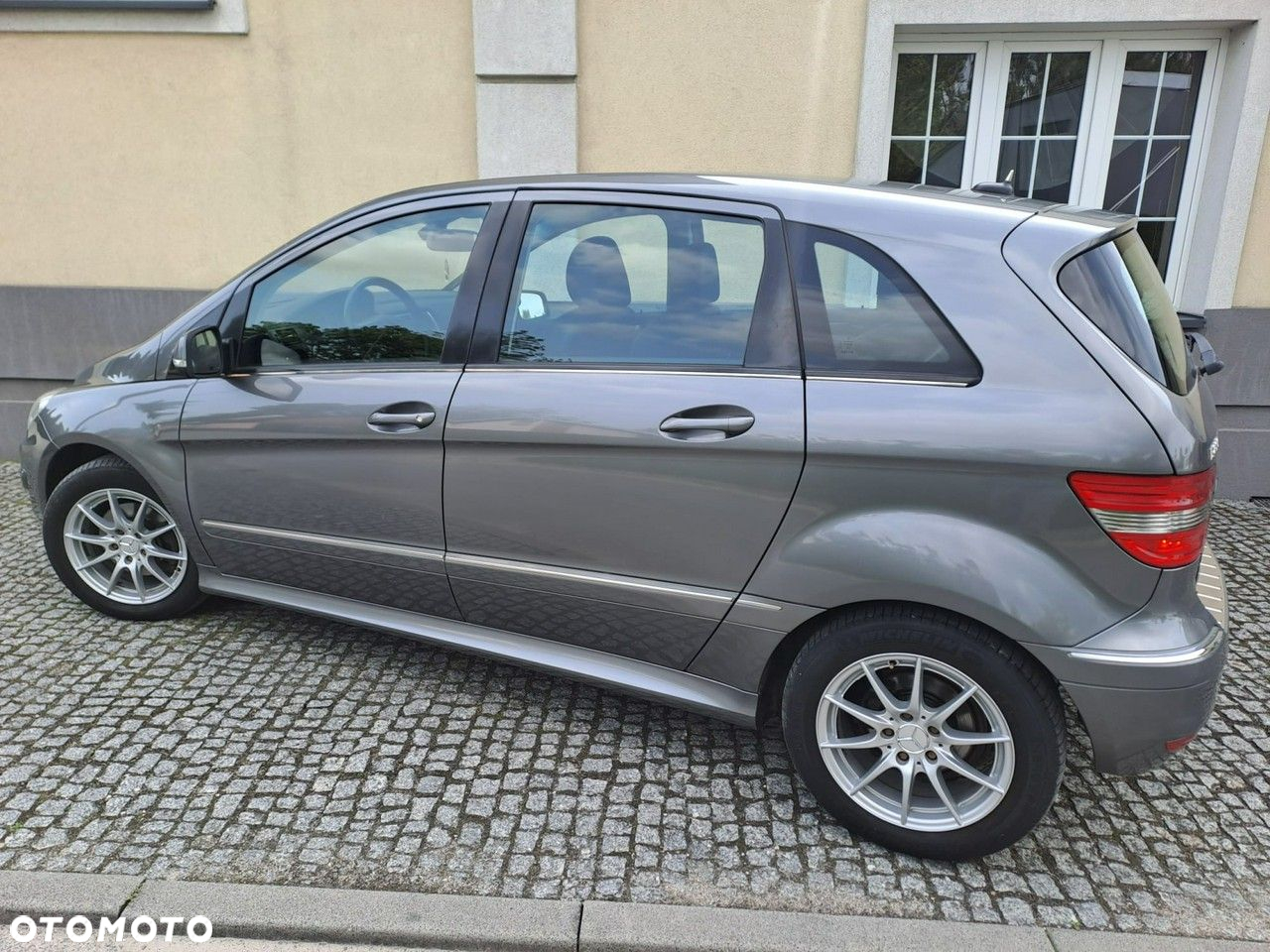 Mercedes-Benz Klasa B 200 - 23