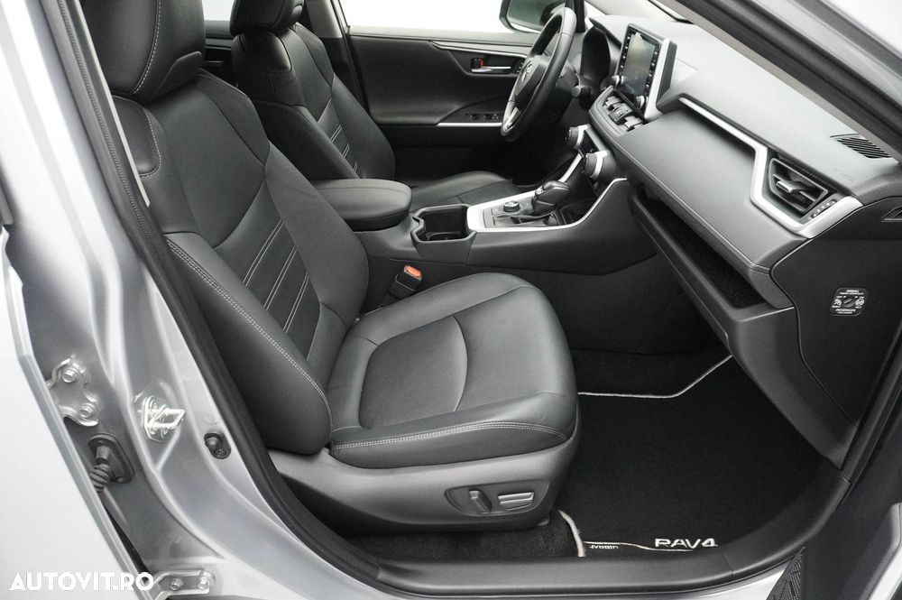 Toyota RAV4 2.5 VVT-iE 4x4 Luxury - 12