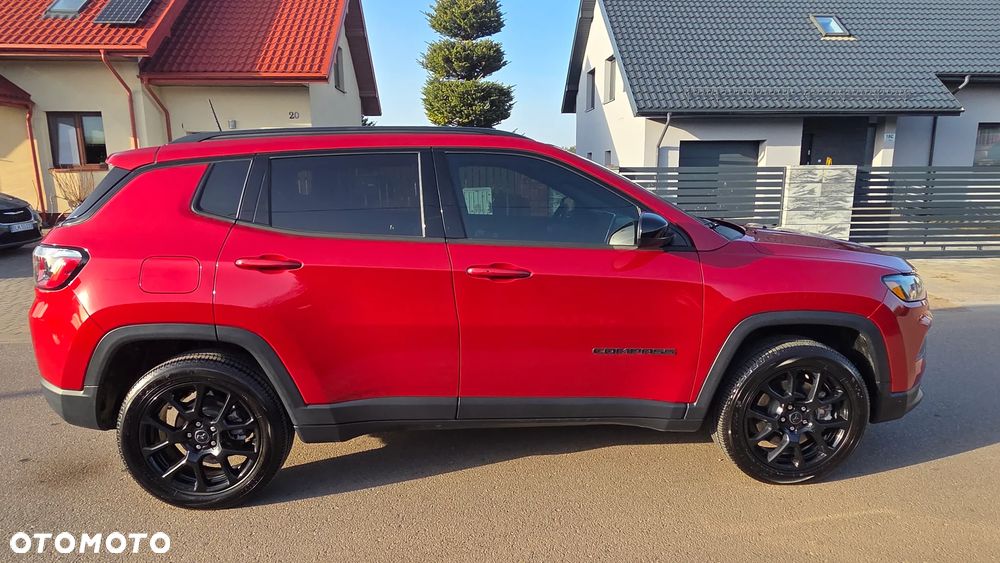 Jeep Compass - 24