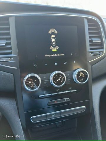 Renault Mégane Sport Tourer 1.5 Blue dCi Equilibre EDC - 19