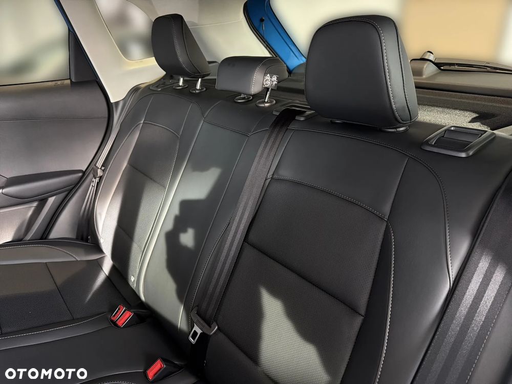 MG ZS Hybrid+ - 16