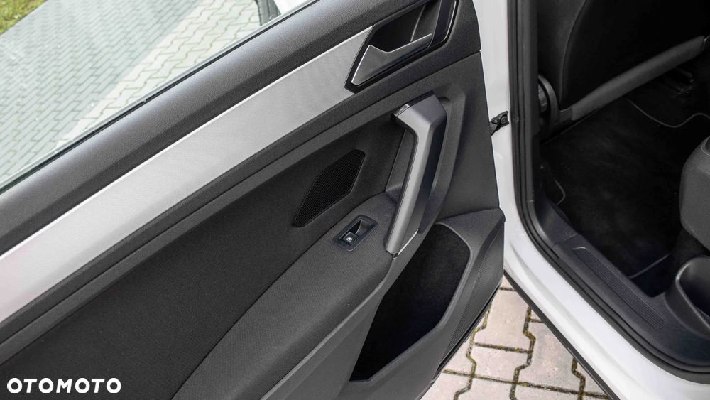 Volkswagen Tiguan 1.4 TSI BMT Comfortline - 23