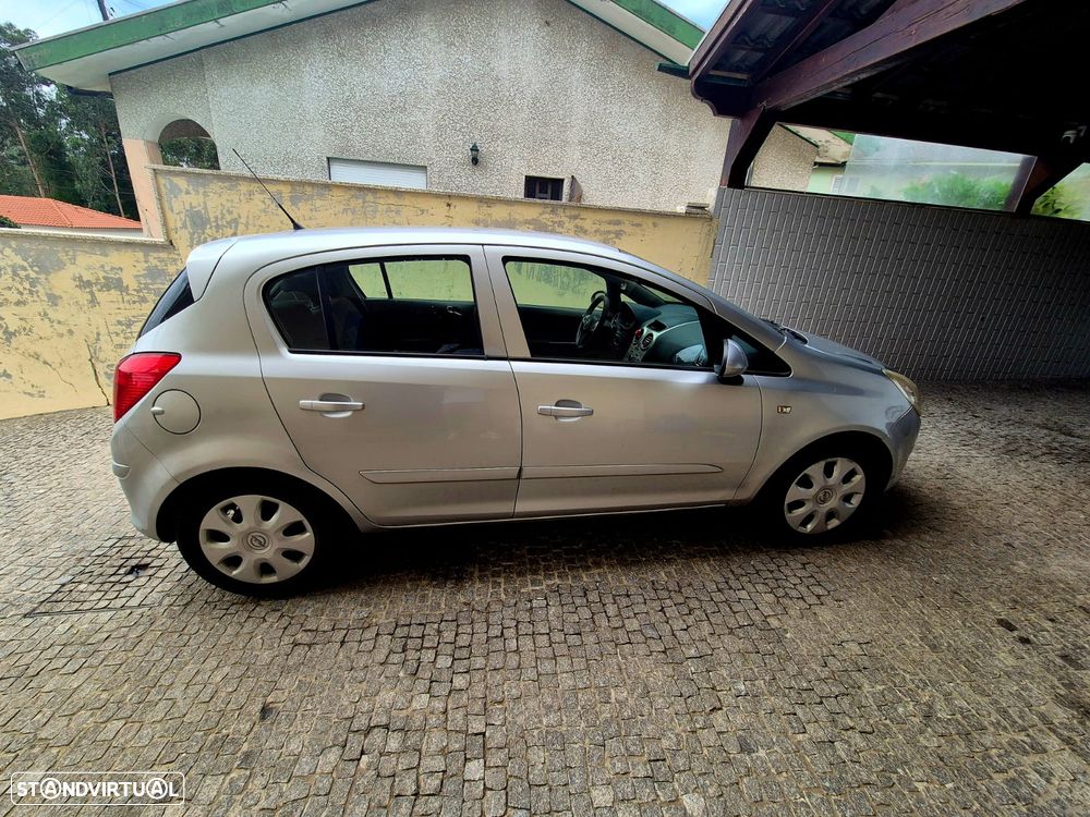 Opel Corsa 1.3 CDTi Enjoy - 13