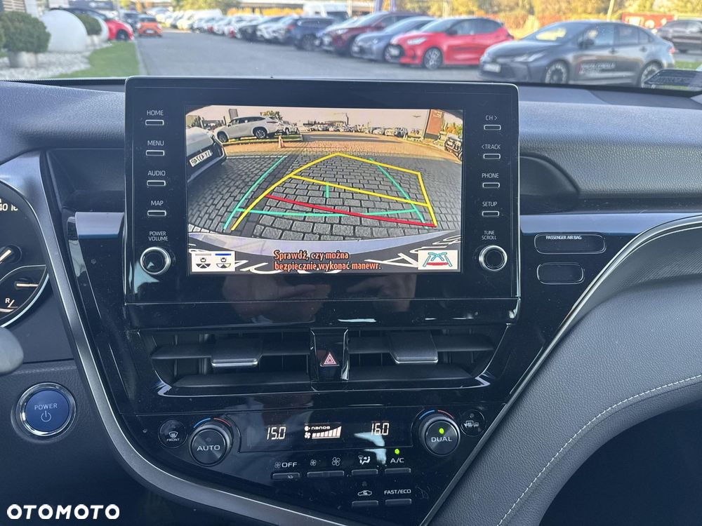Toyota Camry 2.5 Hybrid Prestige CVT - 16