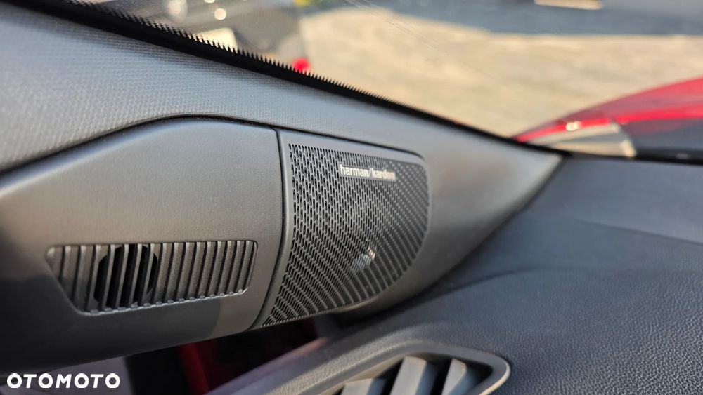 Renault Captur 1.3 TCe mHEV Techno EDC - 23