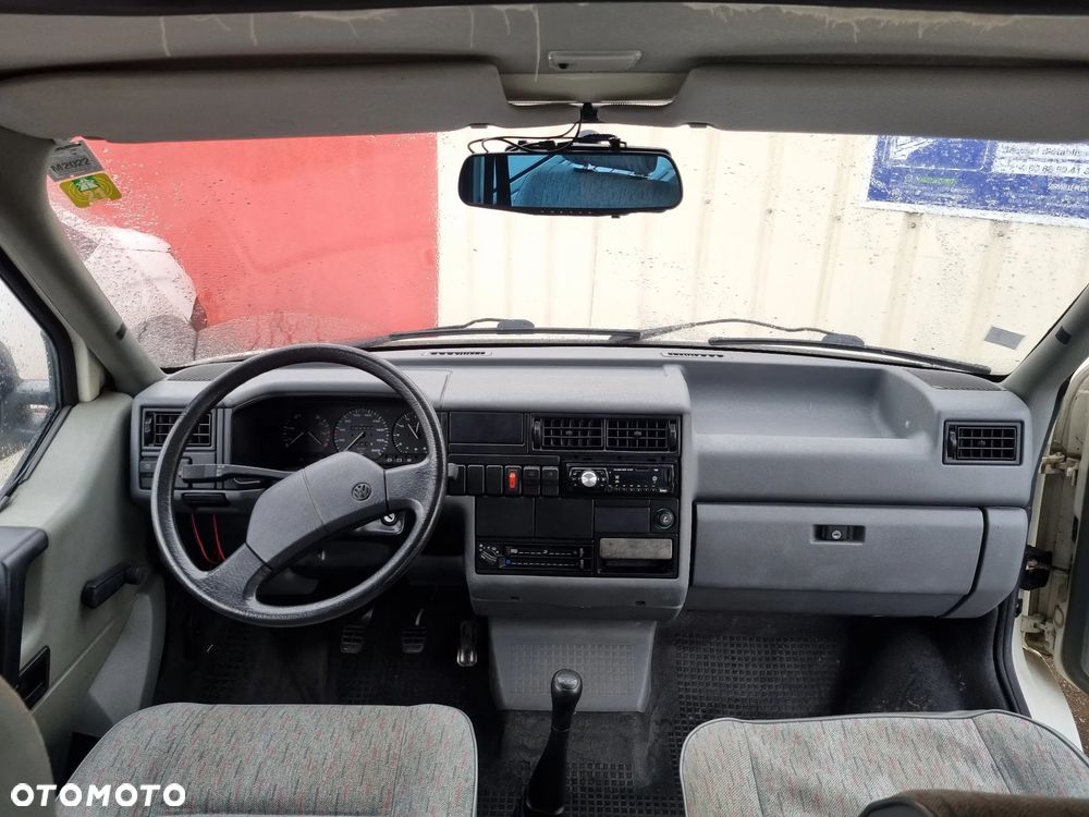 Volkswagen Transporter - 10