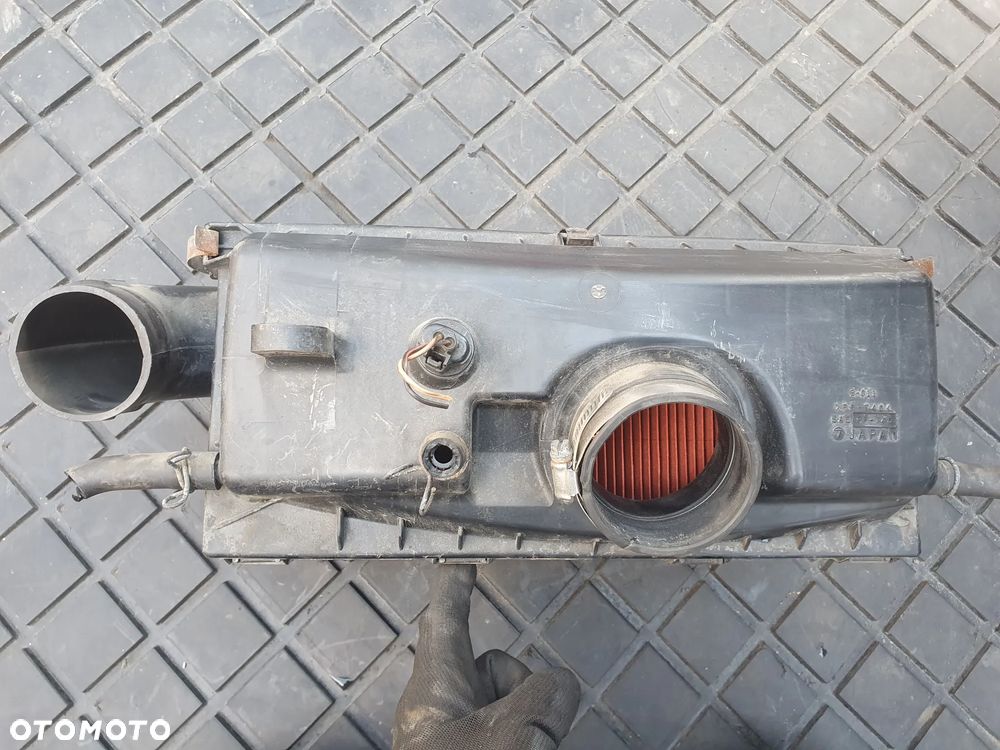 Subaru Impreza 2.0 B obudowa filtra 00-07 - 1