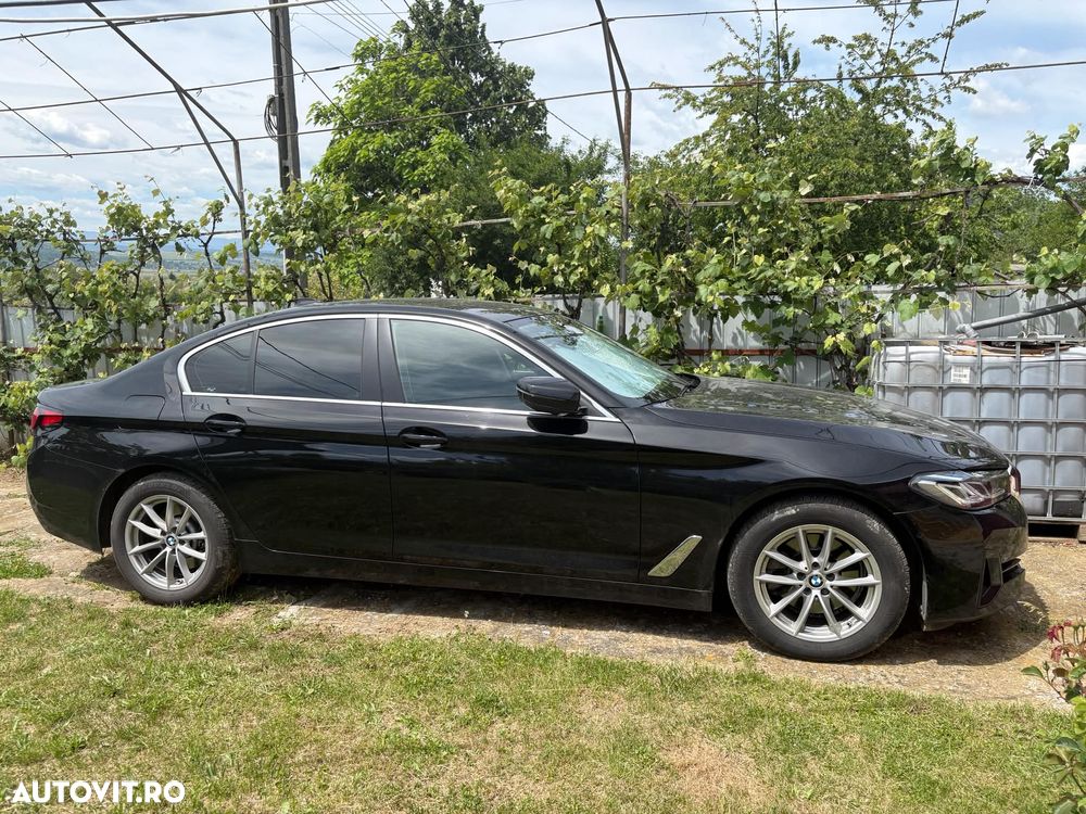 BMW Seria 5 520i AT MHEV - 2