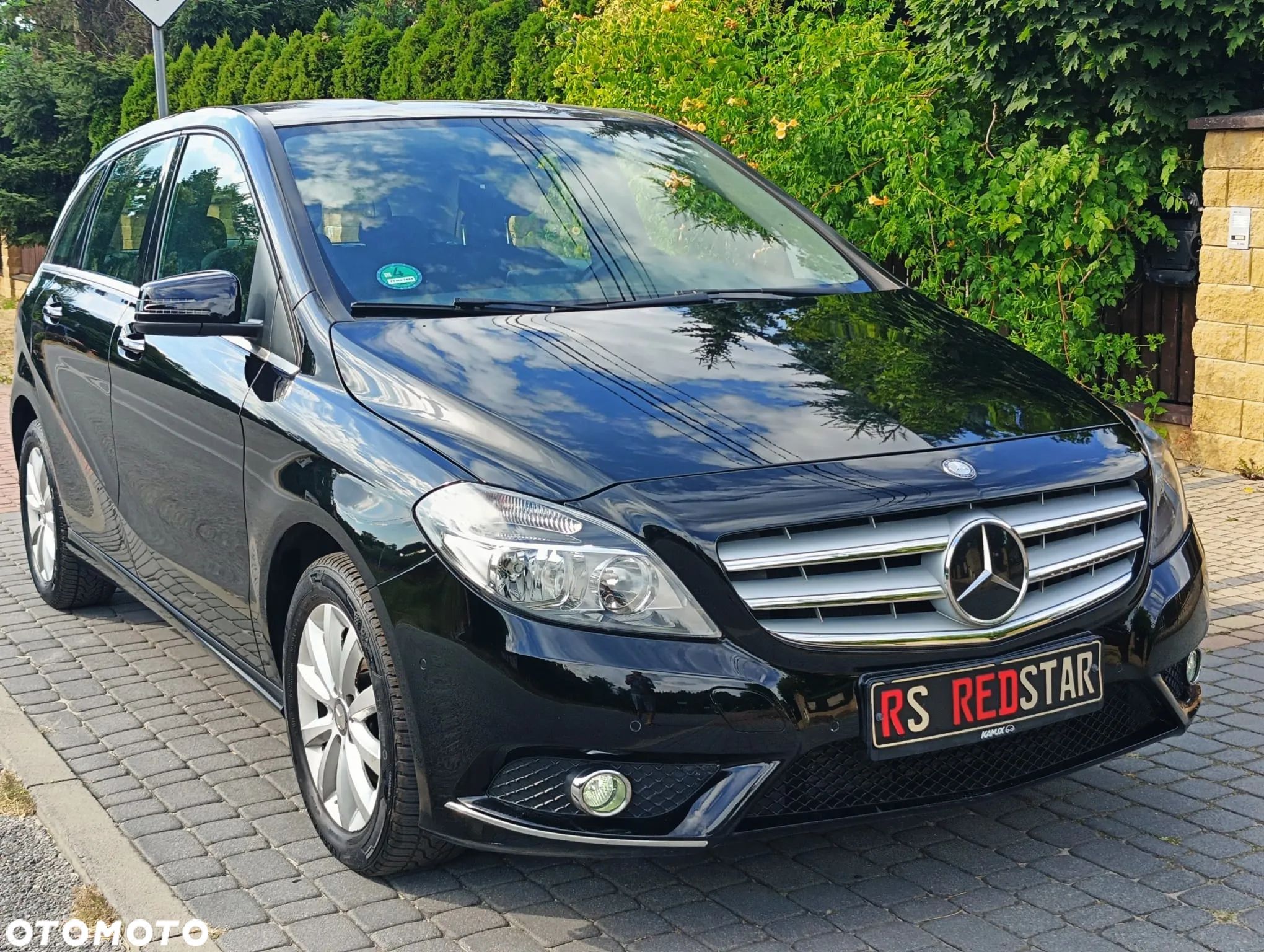 Mercedes-Benz Klasa B 180 (BlueEFFICIENCY) - 1