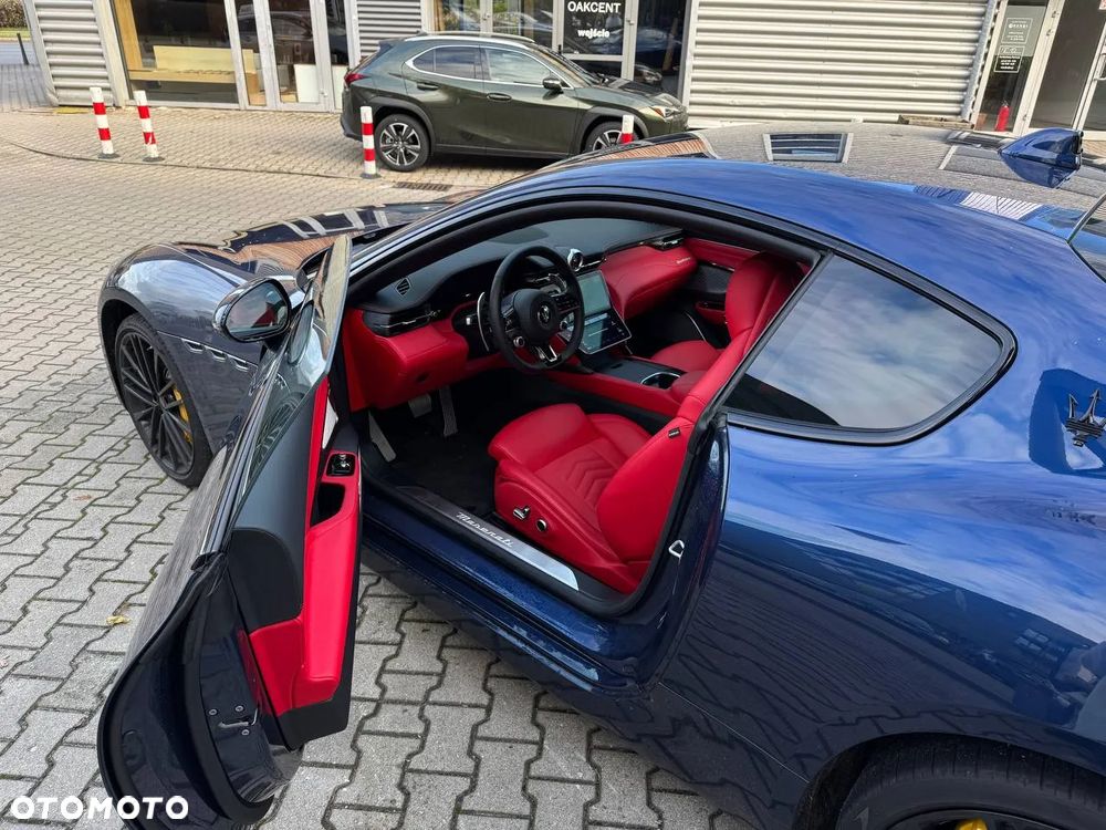 Maserati GranTurismo Standard - 9