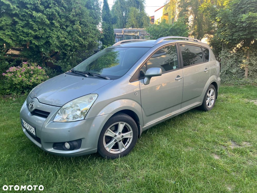 Toyota Corolla Verso 1.6 Premium - 1