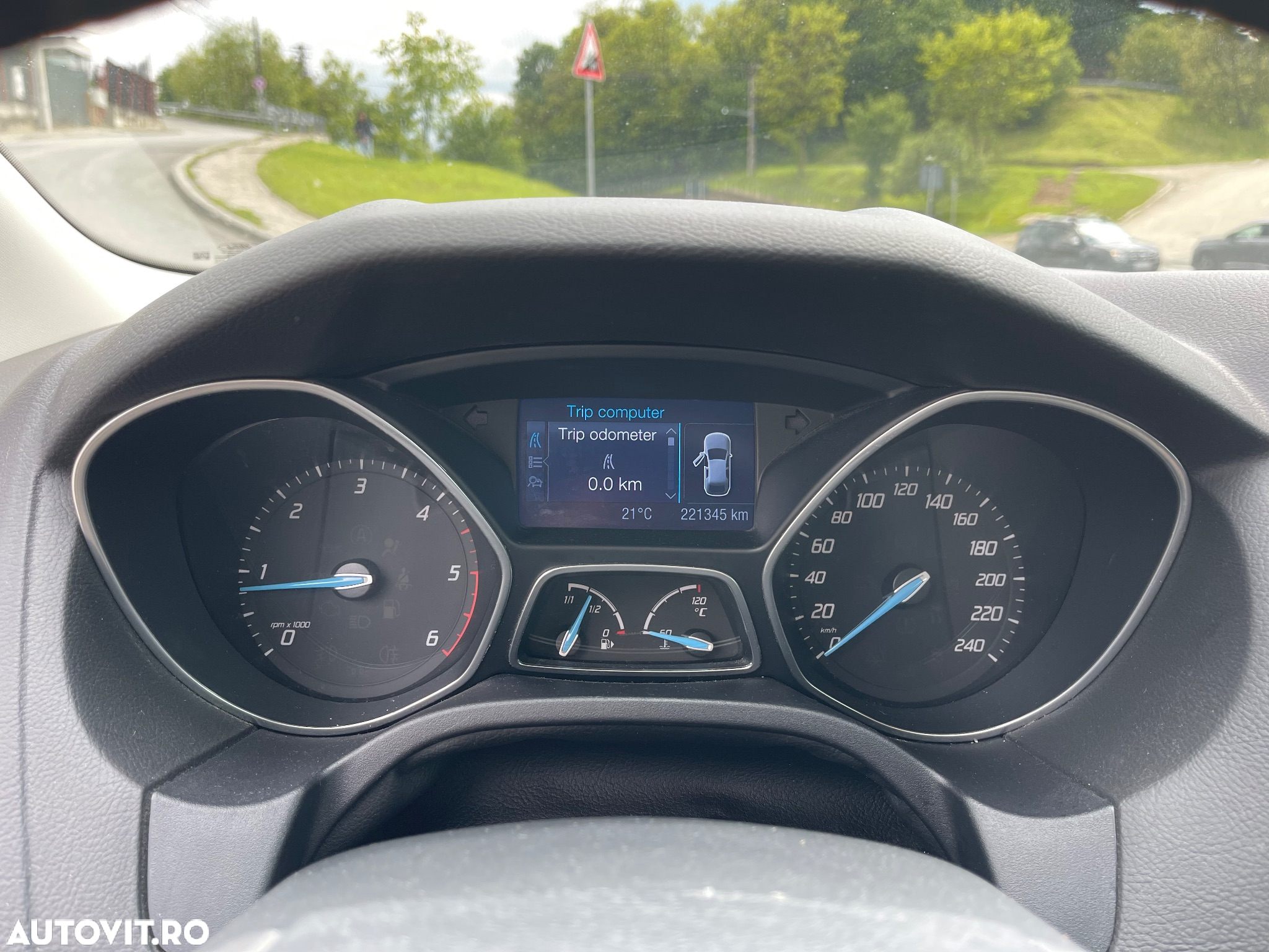 Ford Focus 1.6 TDCi DPF Start-Stopp-System Champions Edition - 11