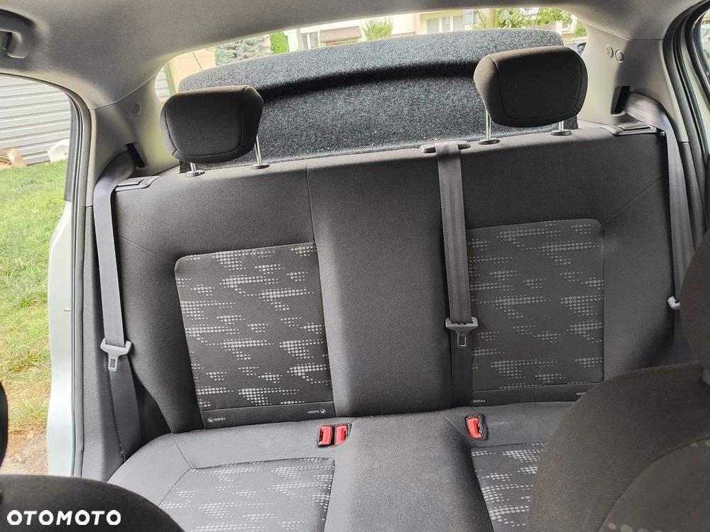 Opel Corsa 1.2 16V Essentia (klm) - 16