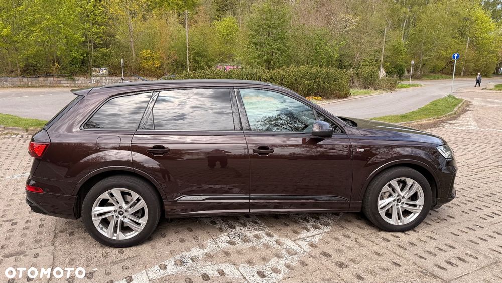Audi Q7 - 11