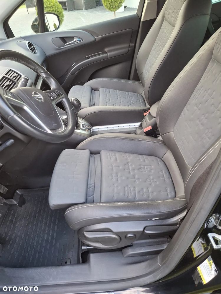 Opel Meriva 1.4 T Cosmo - 13