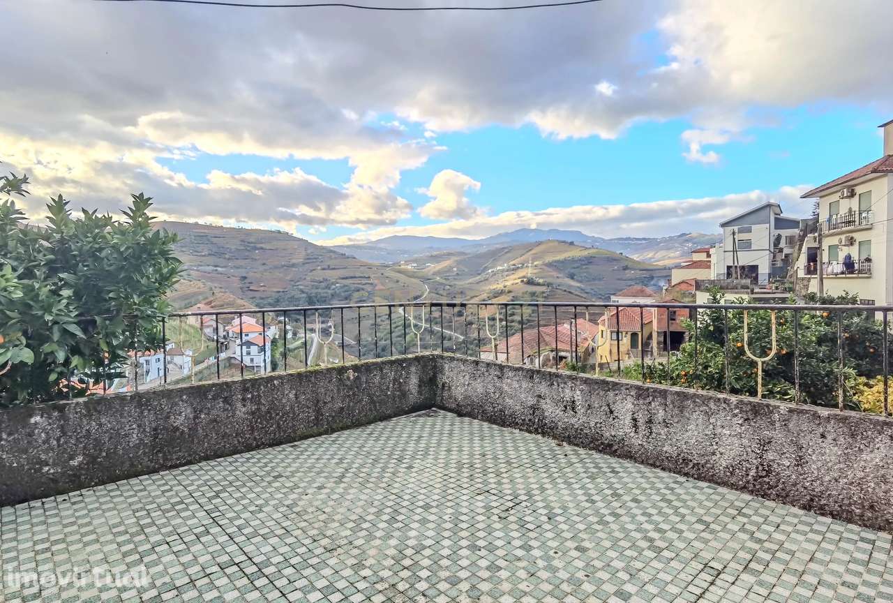 Casa para Recuperar em Alvações do Corgo, Vila Real - Grande imagem: 2/30