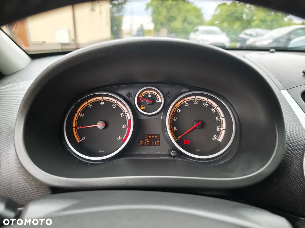 Opel Corsa 1.4 16V Satellite - 28