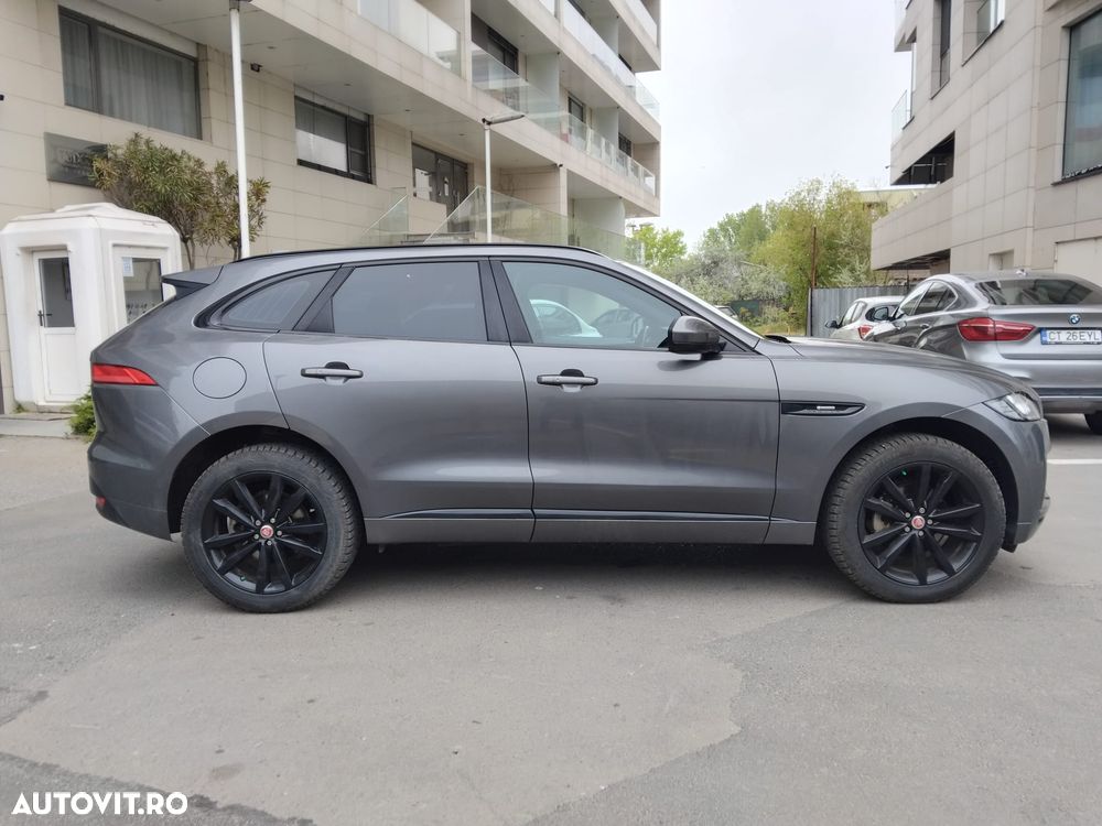 Jaguar F-Pace - 10