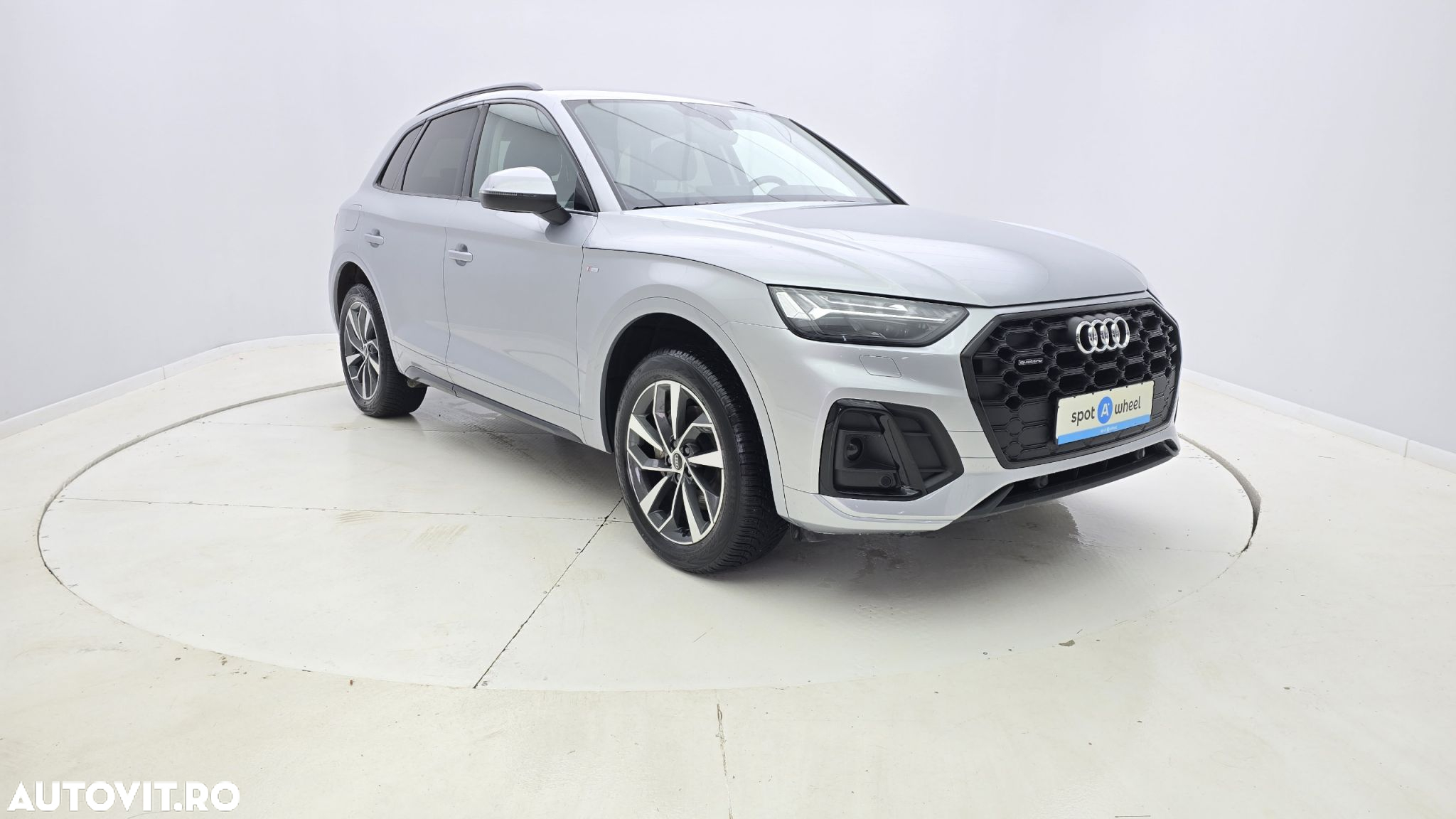 Audi Q5 40 TDI quattro S tronic MHEV S Line - 4