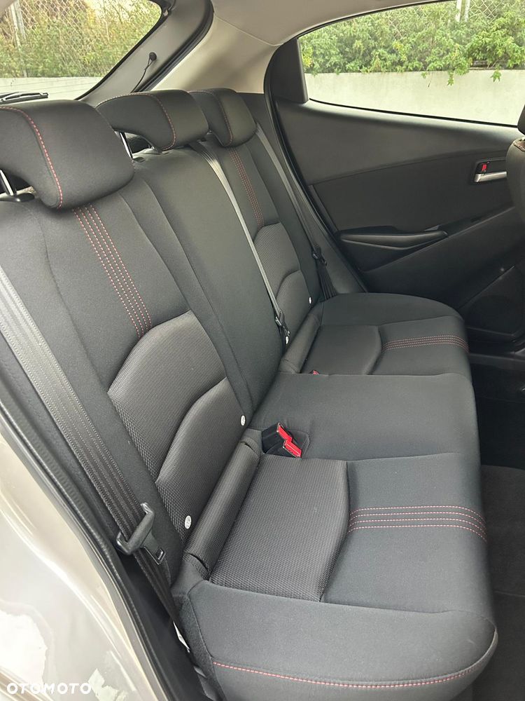 Mazda 2 SKYACTIV-G 90 Homura - 19