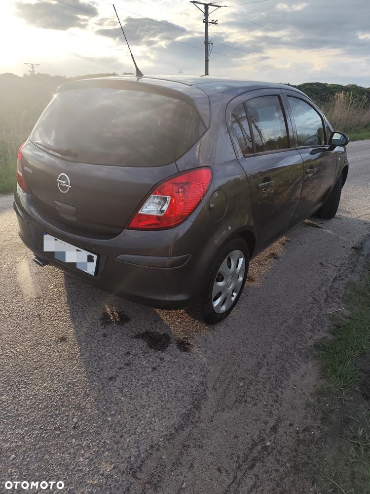 Opel Corsa - 3