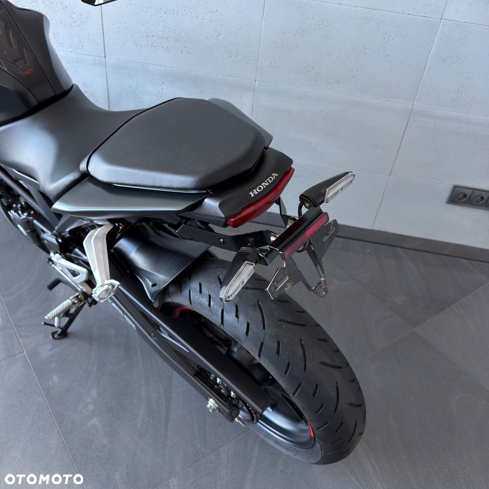 Honda CB - 15