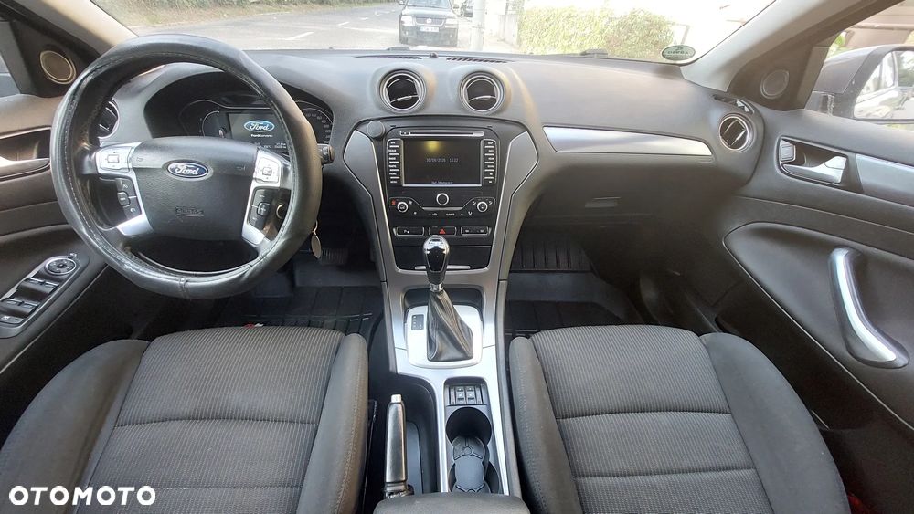 Ford Mondeo 2011 photo 5
