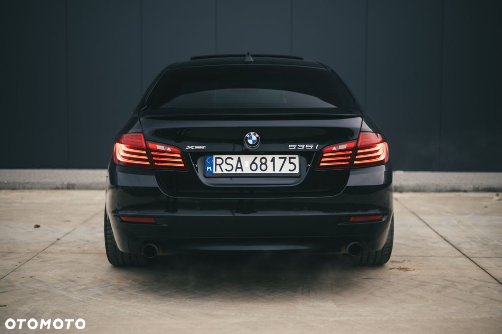 BMW Seria 5 535i xDrive Luxury Line - 2