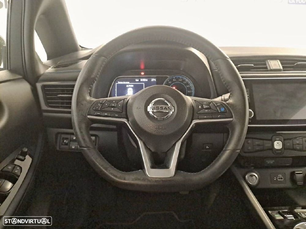 Nissan Leaf N-Connecta - 11