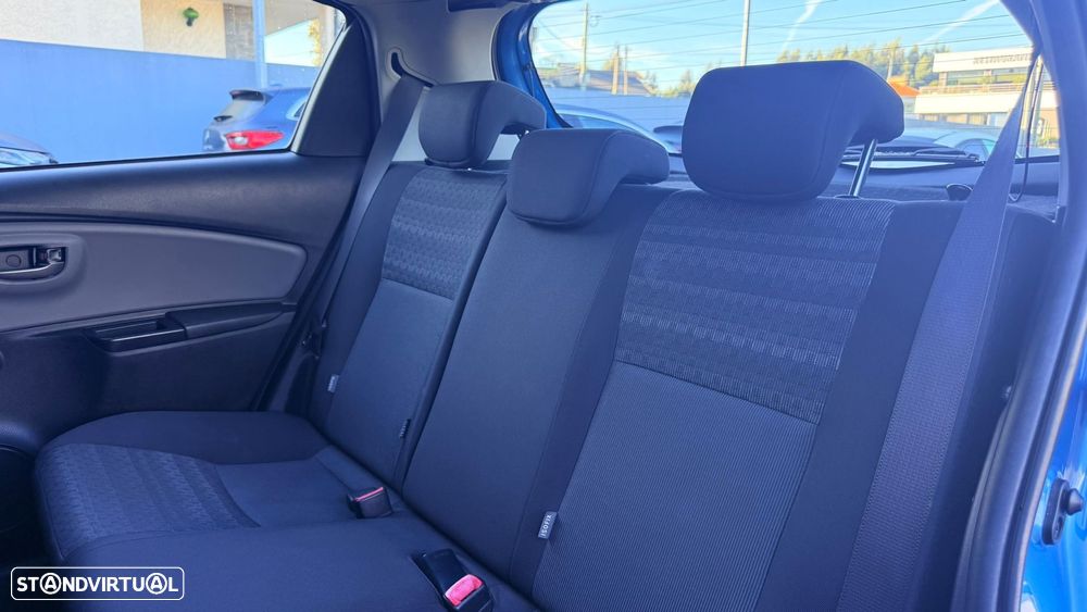 Toyota Yaris 1.4 D-4D Comfort - 12