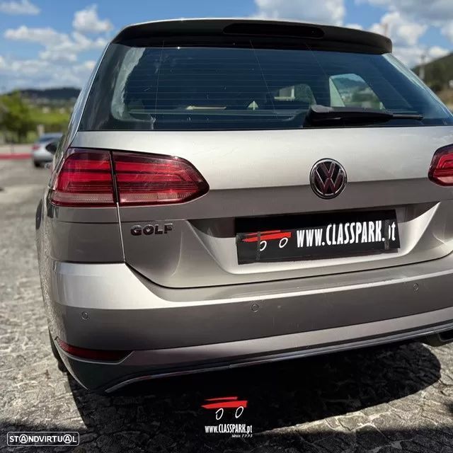 VW Golf 1.6 TDI Confortline - 11