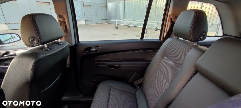 Opel Zafira 1.9 CDTI Enjoy - 20