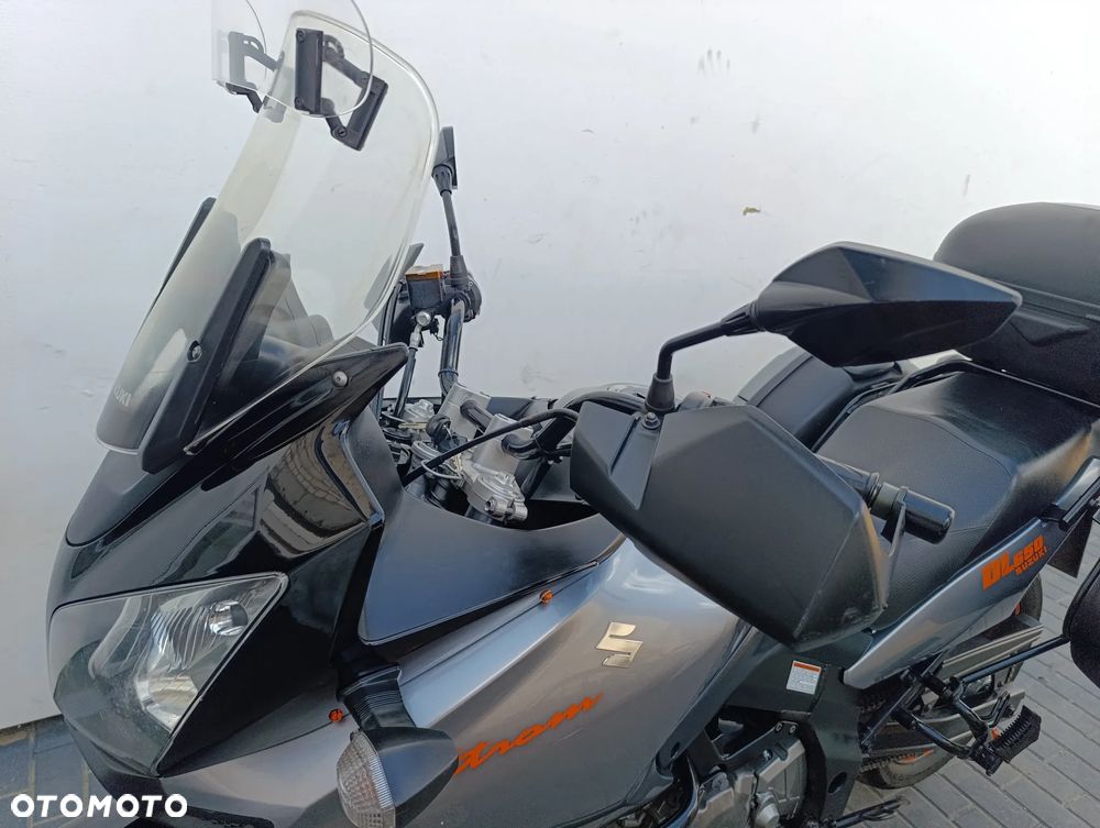 Suzuki V-STROM - 12