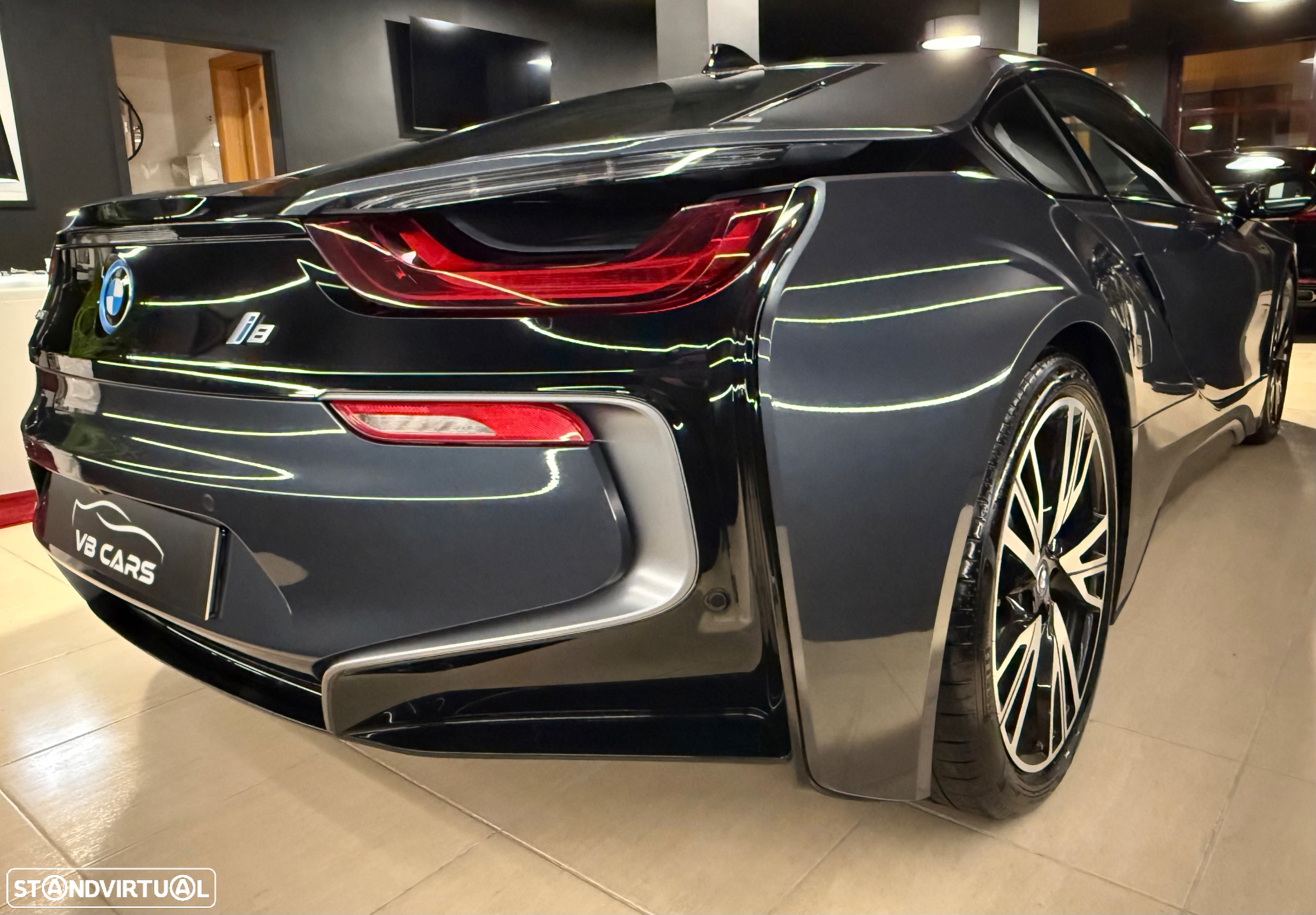 BMW i8 Standard - 13