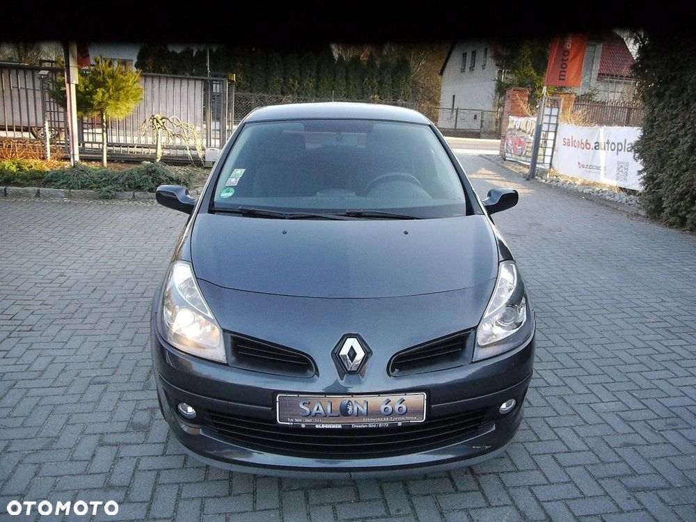 Renault Clio 1.5 dCi Privilege - 7