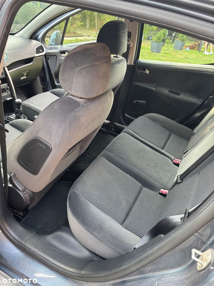 Peugeot 207 1.4 16V Presence - 10