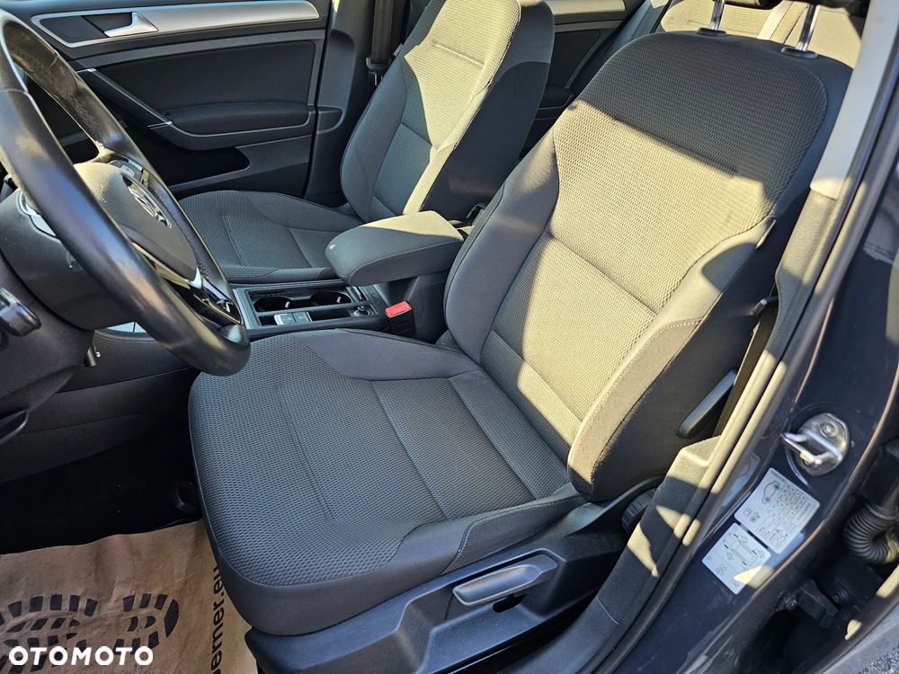 Volkswagen Golf Variant 2.0 TDI (BlueMotion Technology) Highline - 16