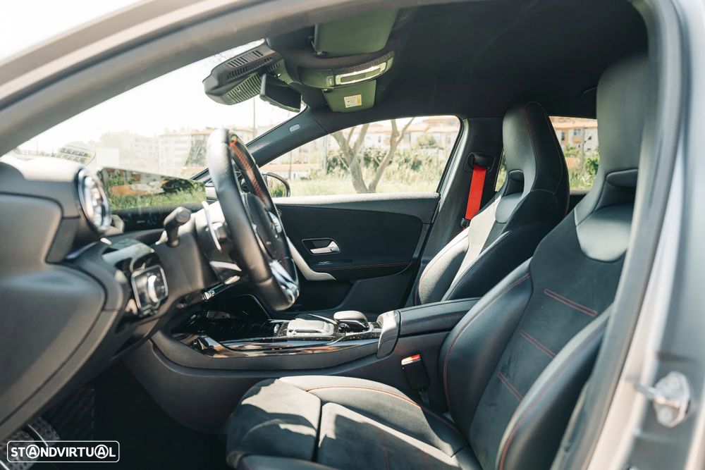 Mercedes-Benz A 45 AMG S 4Matic+ Speedshift DCT 8G - 22