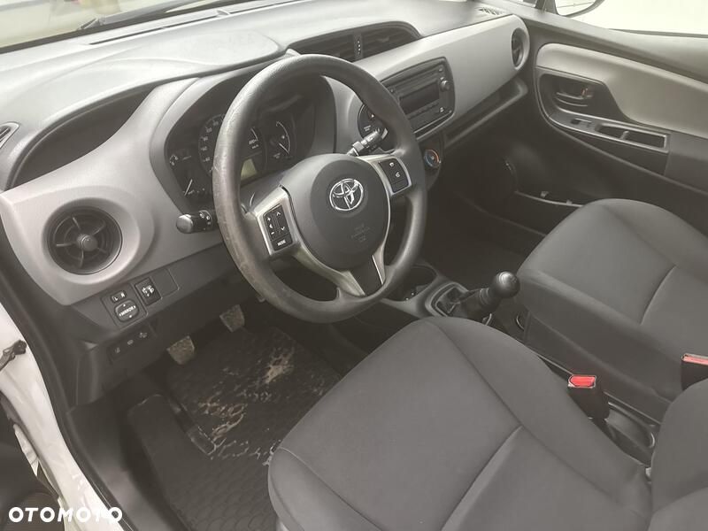 Toyota Yaris 1.0 Active - 10