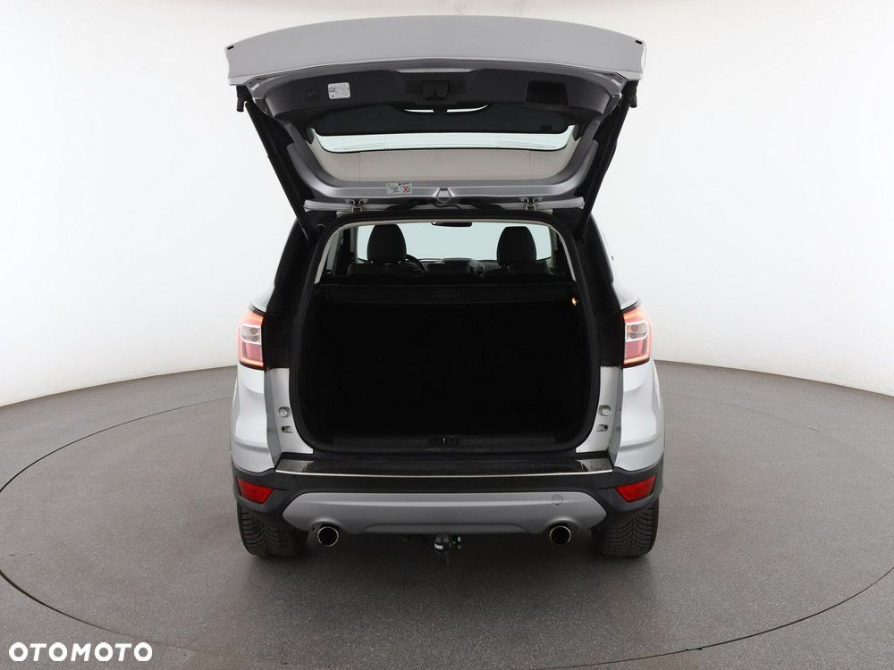 Ford Kuga 1.5 EcoBoost 2x4 Titanium - 20